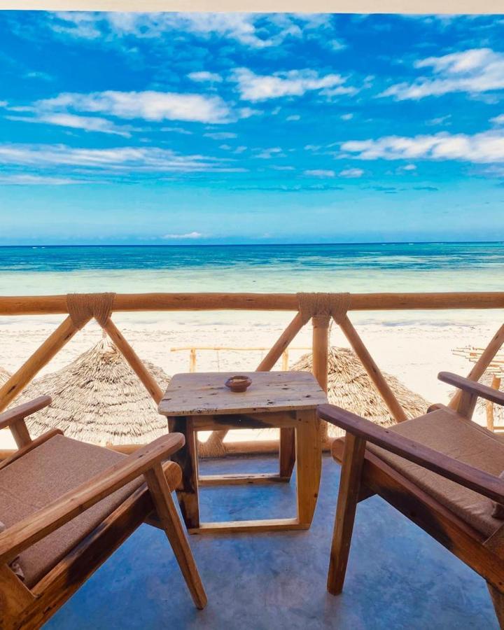 Helwas Zanzibar 3* בווג'ו