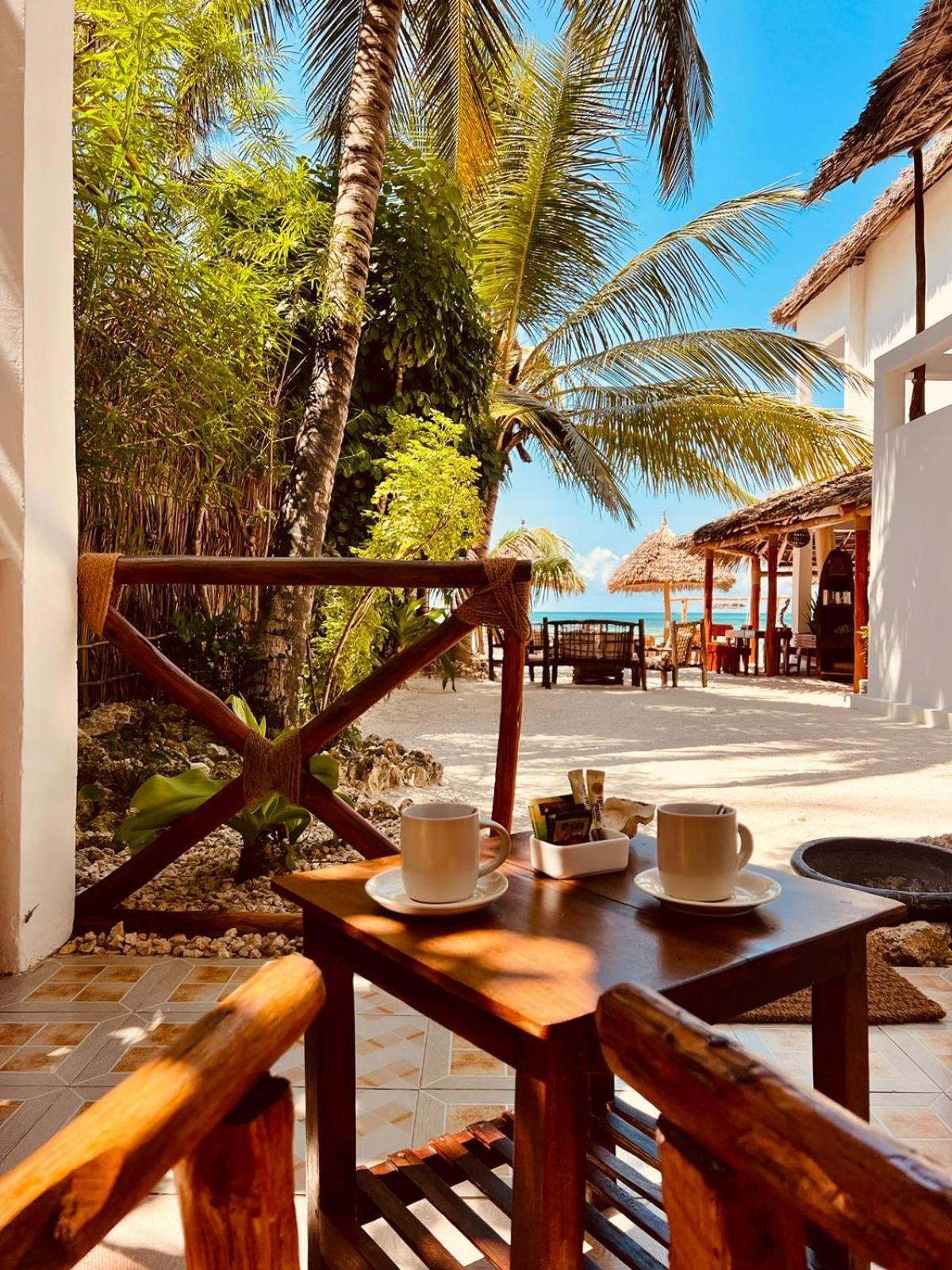 Helwas Zanzibar 3* בווג'ו