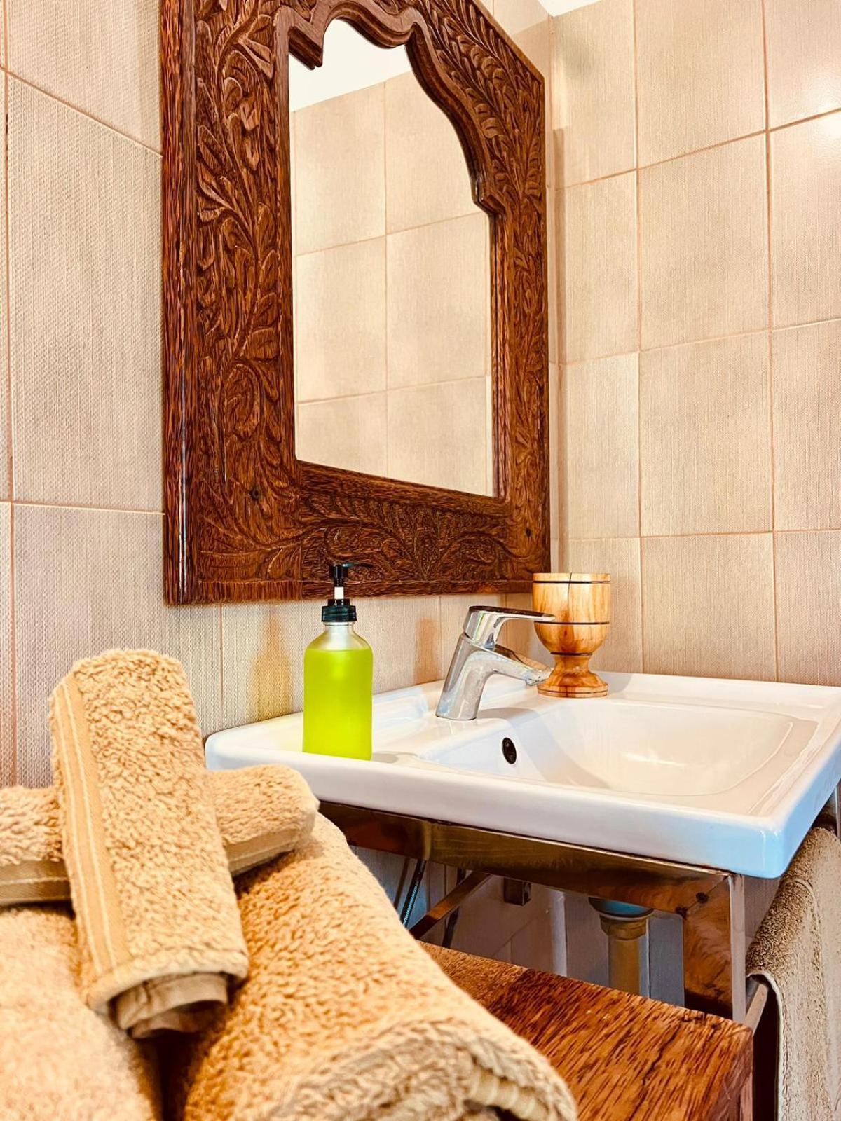 בית הארחה Helwas Zanzibar 3*
